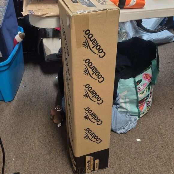 Coolaroo On the Go Elevated Travel Dog Bed, Medium, Red - Picture 5 of 5